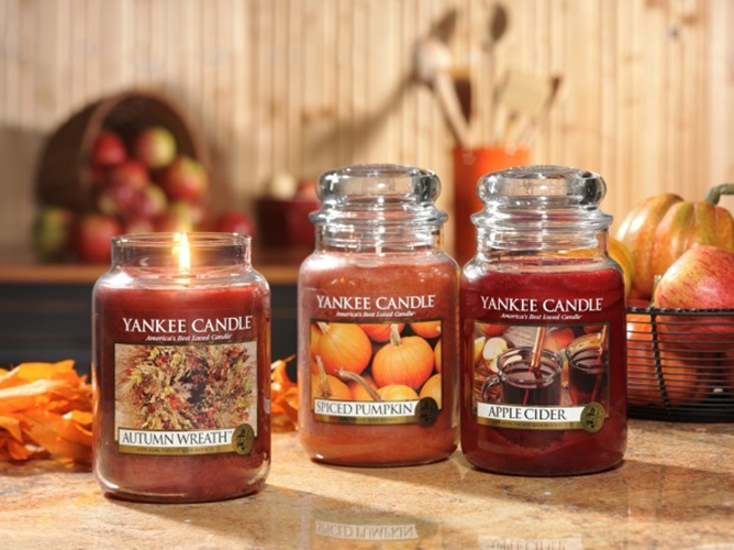 Autumnal yankee candles are a perfect way of updating your bedroom for the autumn season