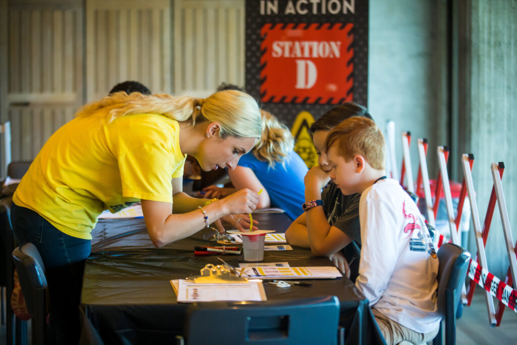 Brainiac Live science event where children design and build their own rocket